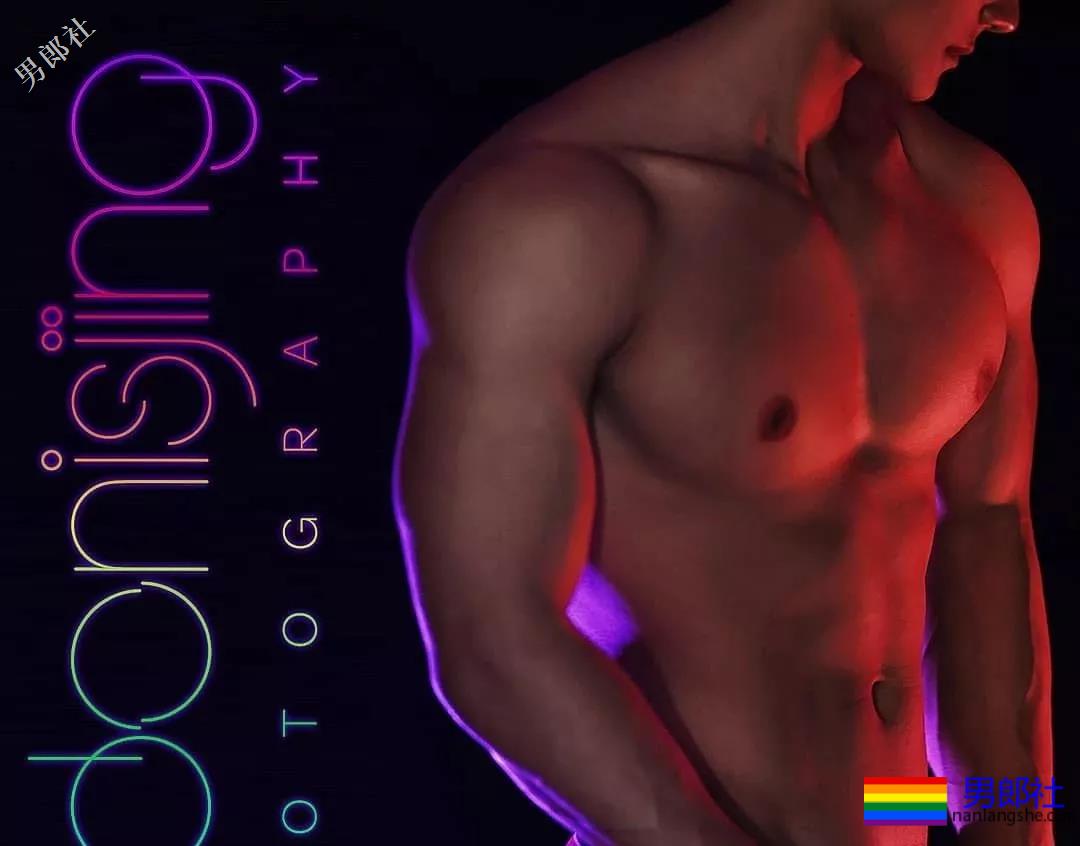 天菜教练和洪晓龙又有新硬照，他真是幕后英雄！ - 51虹马