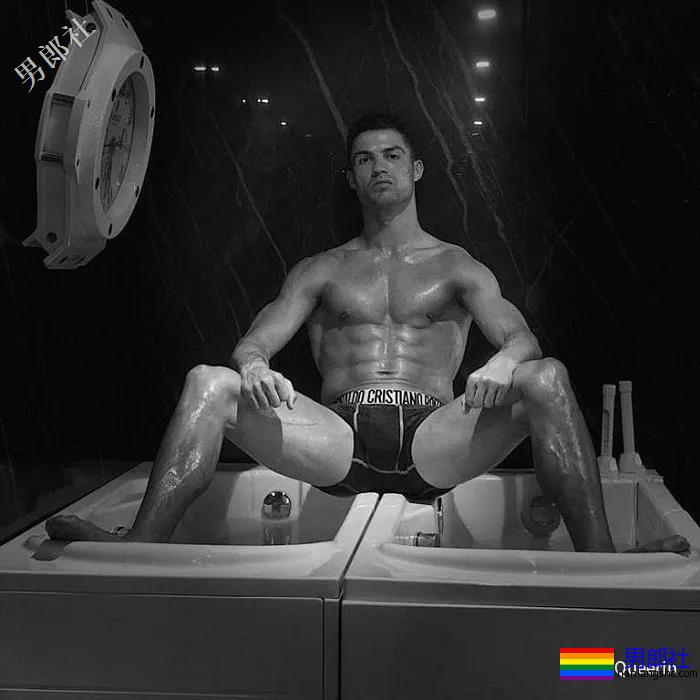 他的裤裆，快被摸秃了... - 51虹马