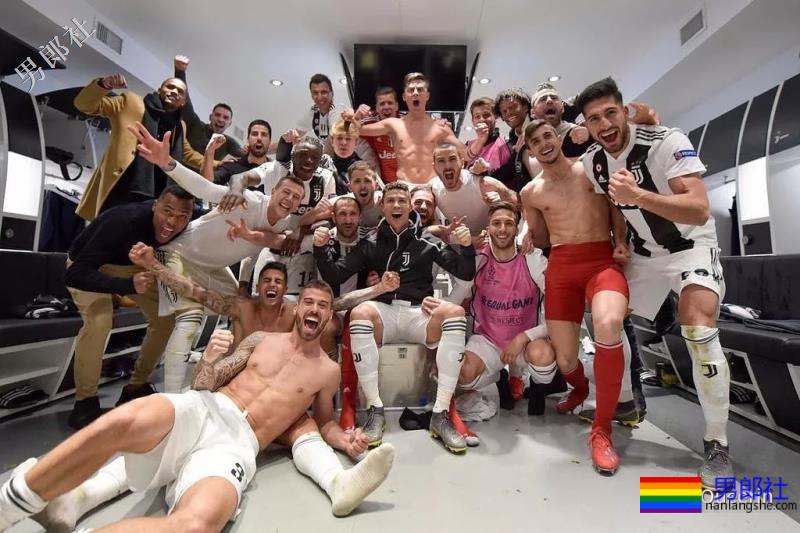 他的裤裆，快被摸秃了... - 51虹马