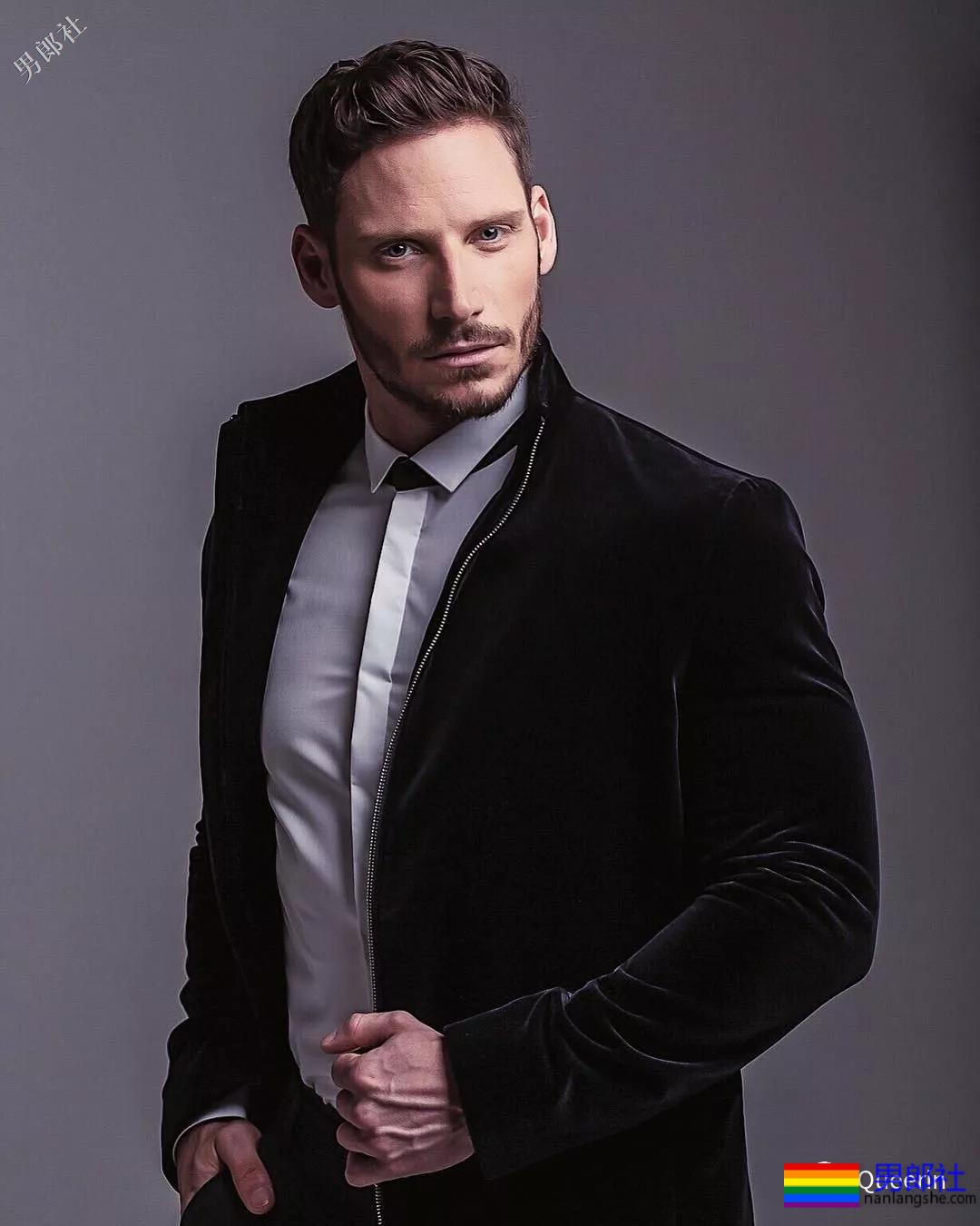 世界同志先生选出来了？是他。 - 51虹马