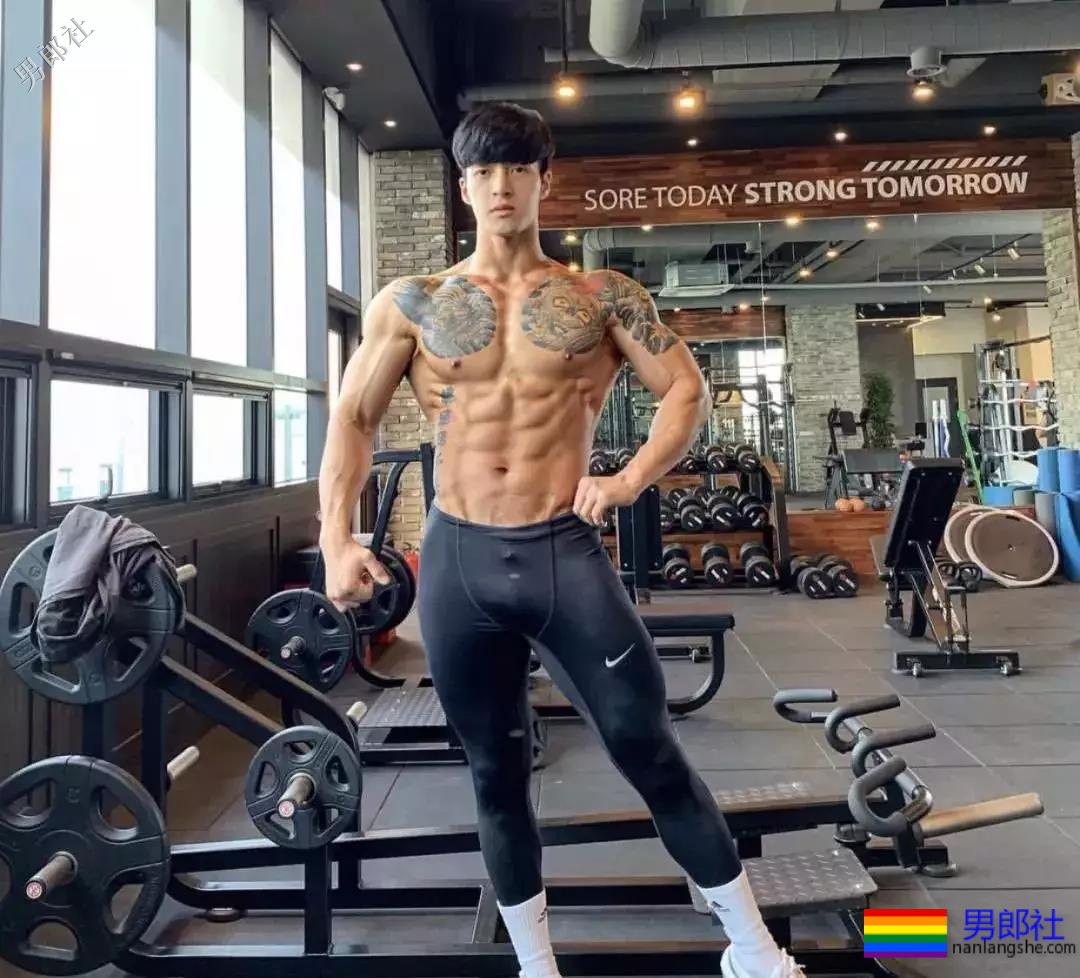 体育男颜值满分,一身硬肌很大！ - 51虹马