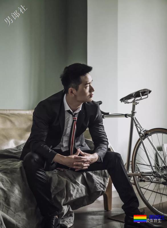 单眼皮肌肉寸头男攻 - 51虹马