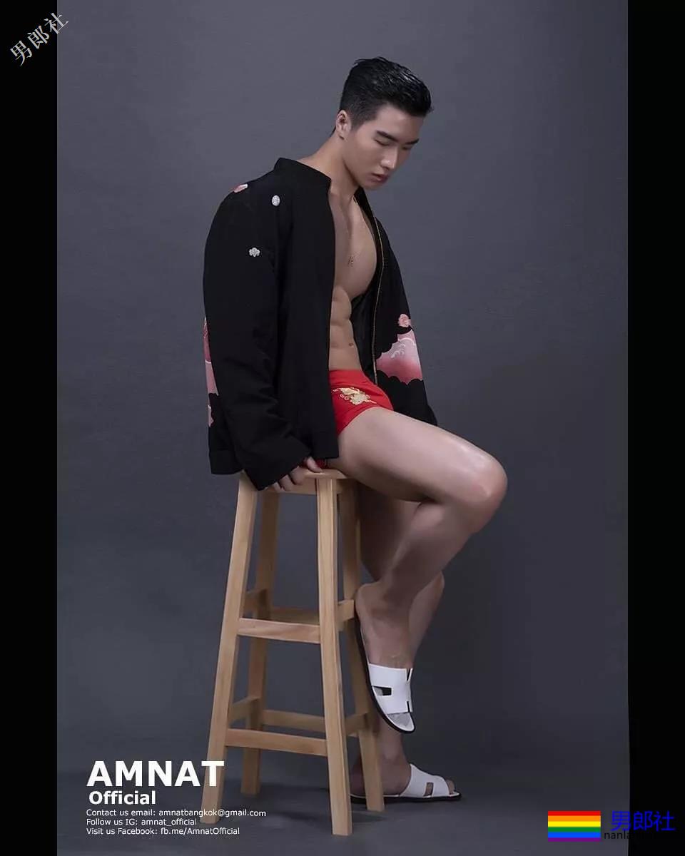 大鼻子男模遭质疑整容，拍写真被指塞袜子！ - 51虹马