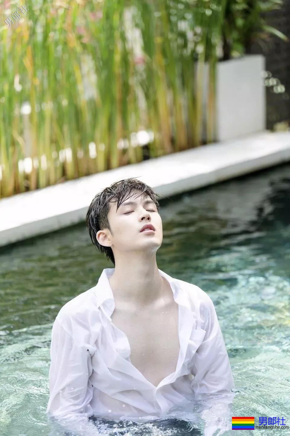 彭昱畅董力出演新版《网球王子》，一水的长腿腹肌小鲜肉！ - 51虹马