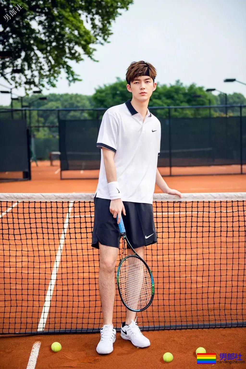 彭昱畅董力出演新版《网球王子》，一水的长腿腹肌小鲜肉！ - 51虹马