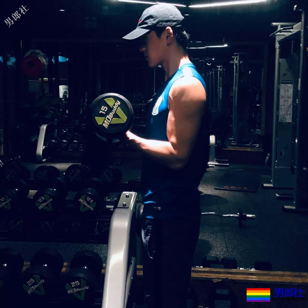 彭昱畅董力出演新版《网球王子》，一水的长腿腹肌小鲜肉！ - 51虹马