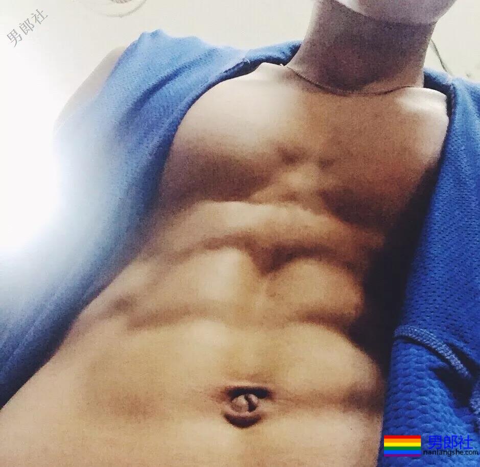 彭昱畅董力出演新版《网球王子》，一水的长腿腹肌小鲜肉！ - 51虹马