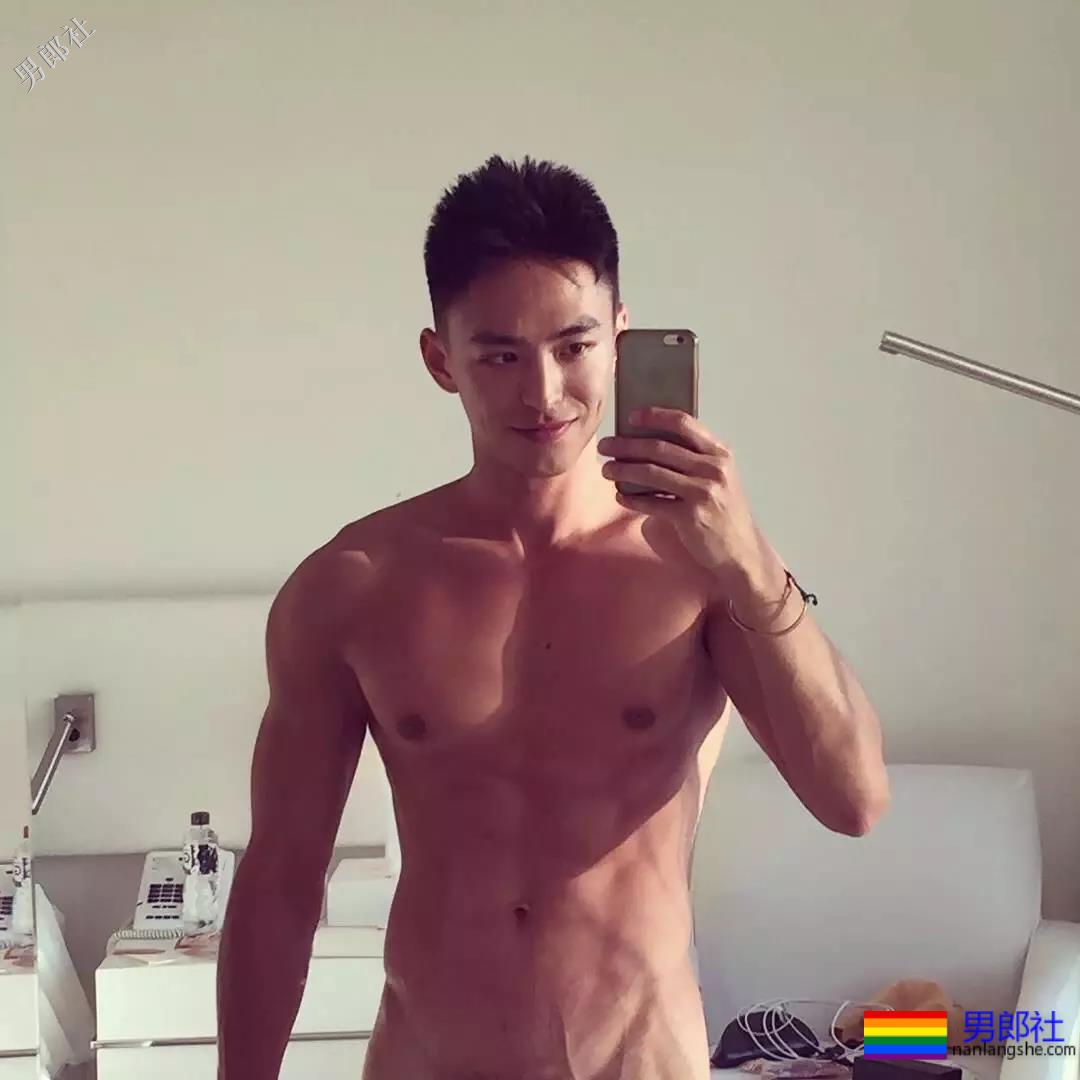 《不撸帝漫游指南》 - 51虹马 《不撸帝漫游指南》 - 51虹马