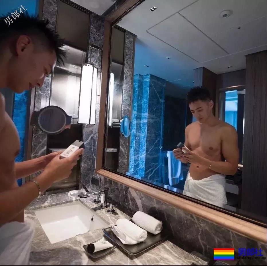 《不撸帝漫游指南》 - 51虹马 《不撸帝漫游指南》 - 51虹马