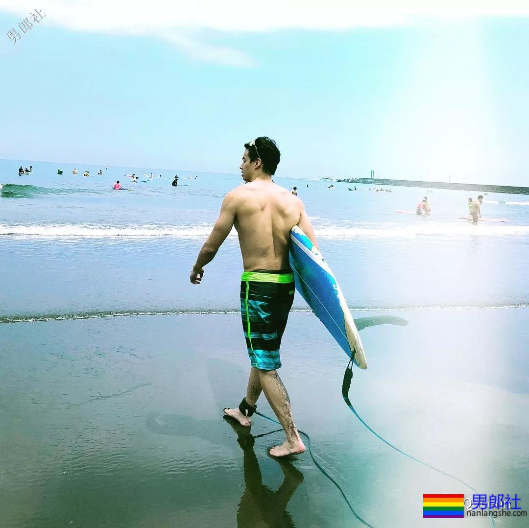 台北翘臀大火，早年R级电影真的很敢！ - 51虹马