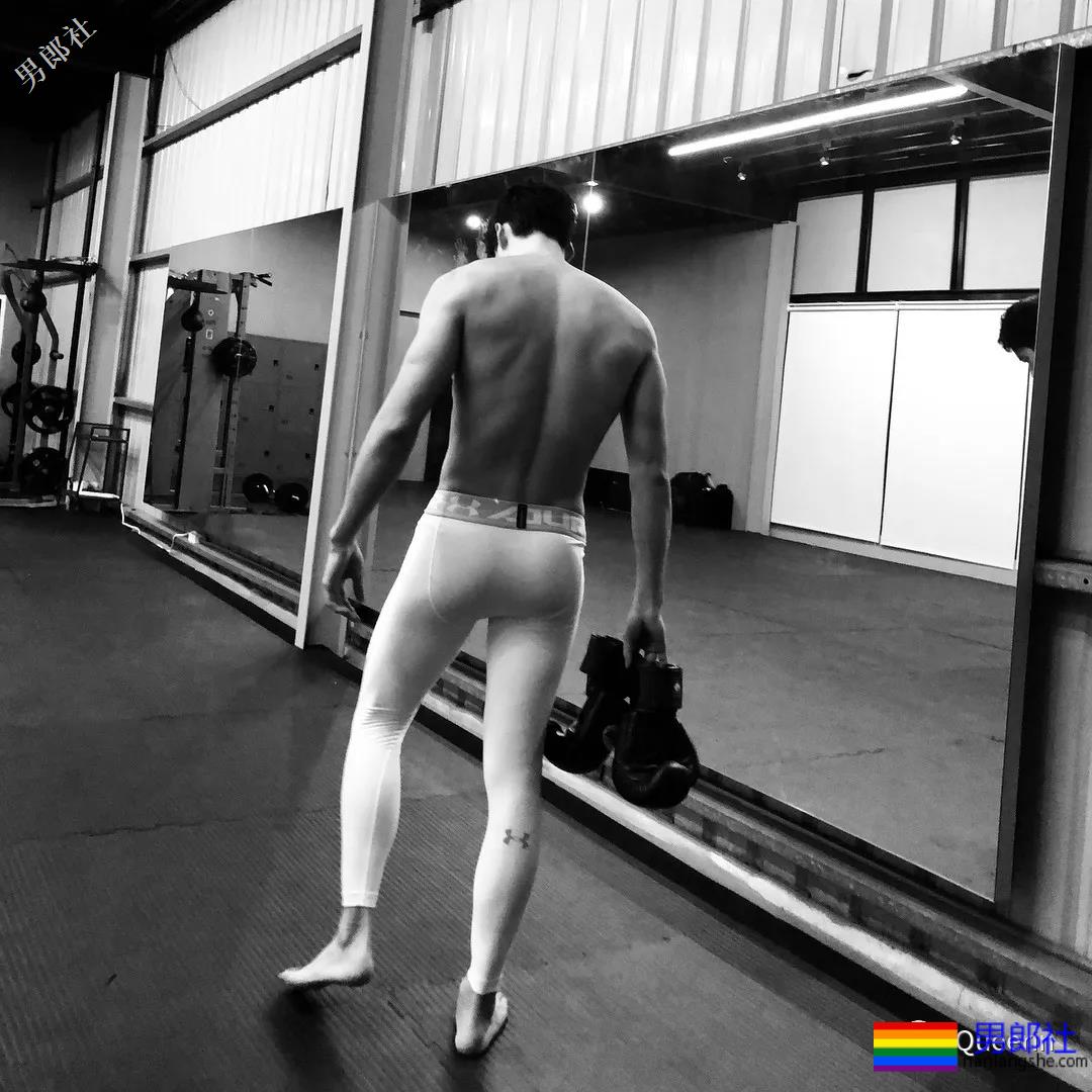 台北翘臀大火，早年R级电影真的很敢！ - 51虹马