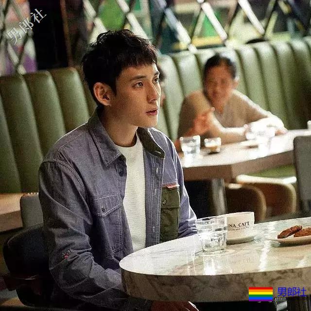 《圈套》比《上瘾》还火？“胡子爸爸”早年写真才是宝藏 - 51虹马