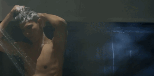 《圈套》比《上瘾》还火？“胡子爸爸”早年写真才是宝藏 - 51虹马