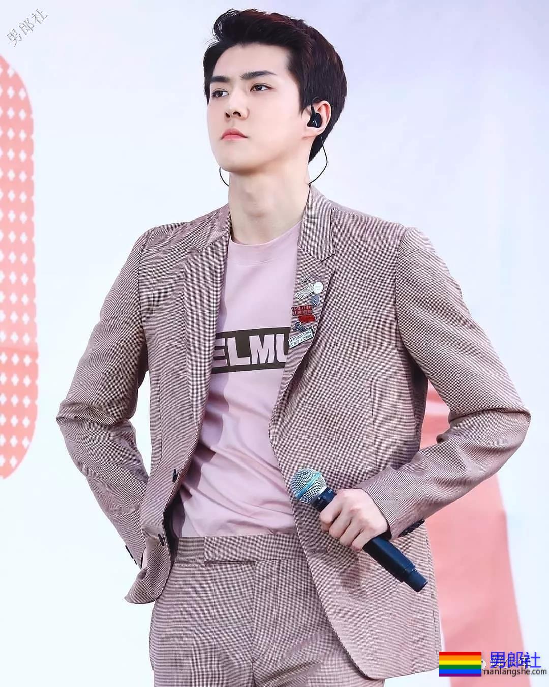 电脑G盘里的吴世勋写真集 - 51虹马