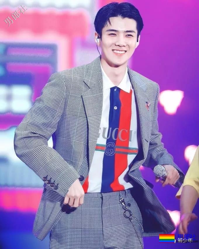 电脑G盘里的吴世勋写真集 - 51虹马