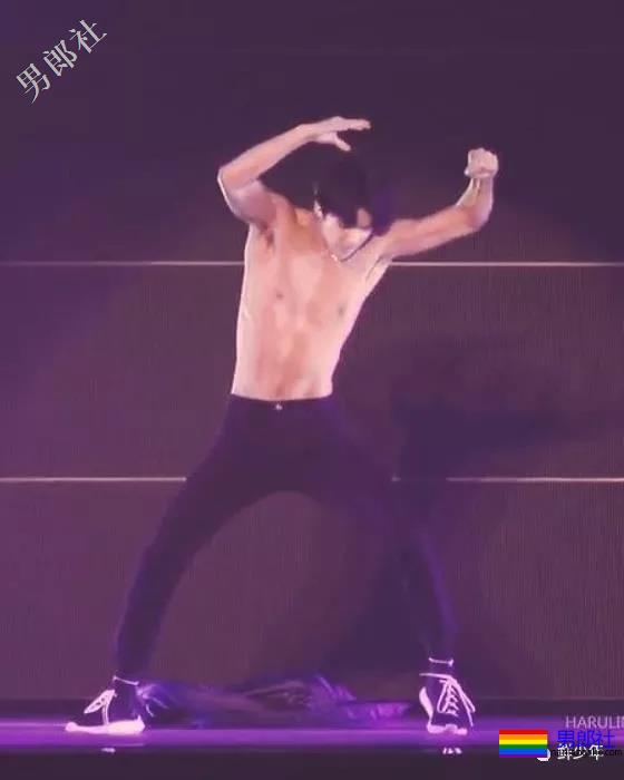 电脑G盘里的吴世勋写真集 - 51虹马