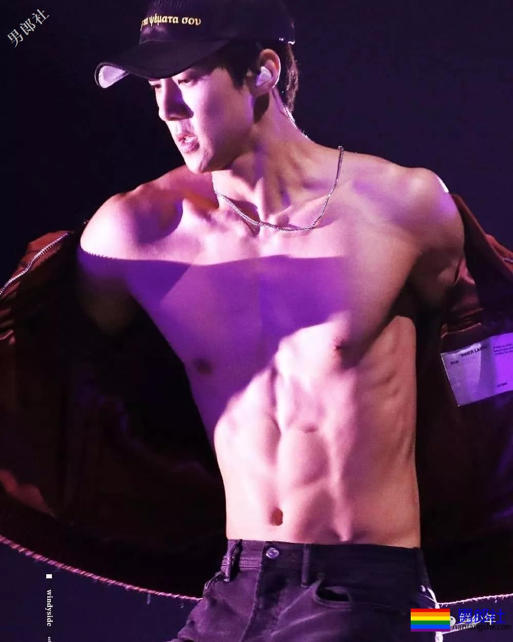 电脑G盘里的吴世勋写真集 - 51虹马