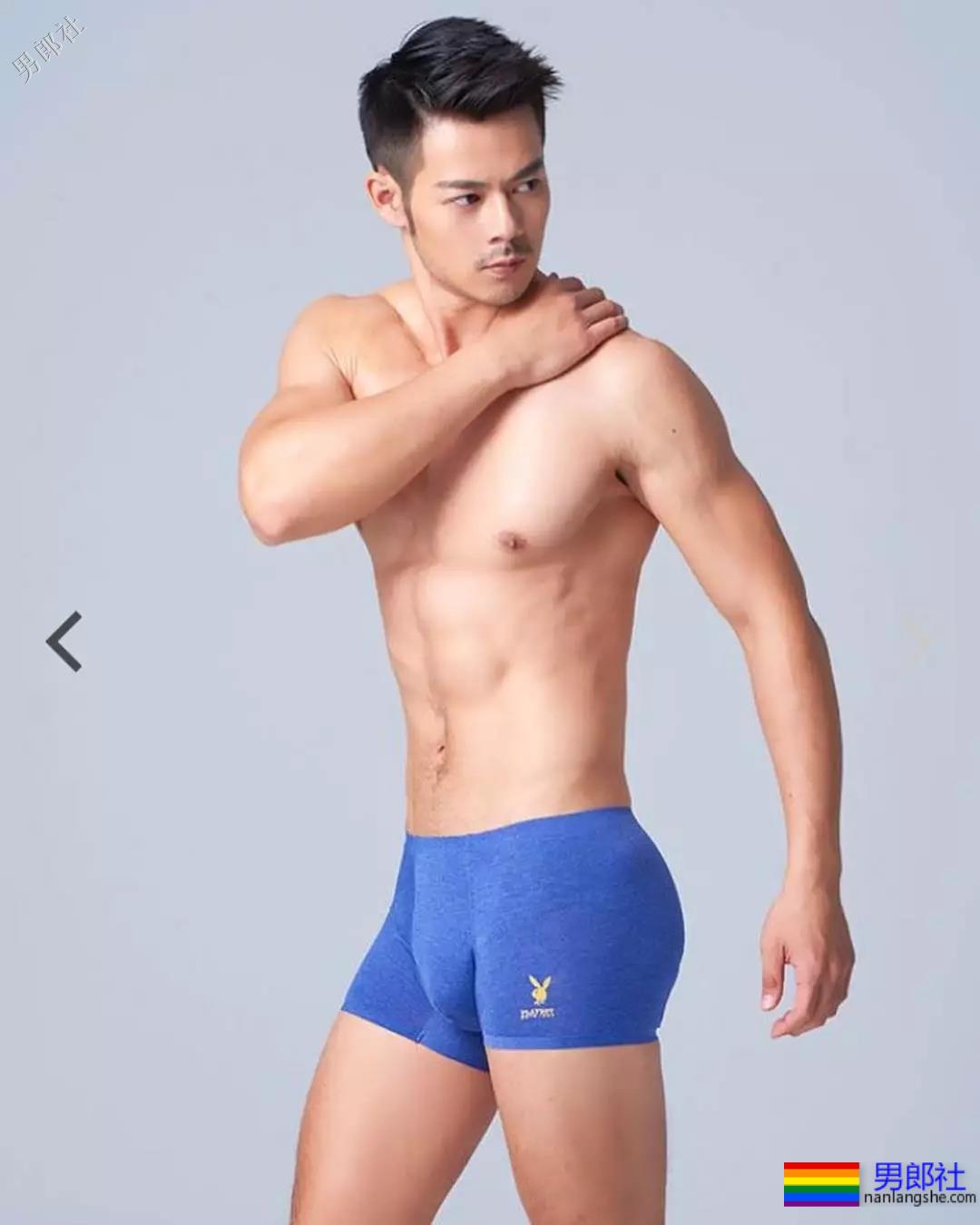 电眼男模萧郁轩硬照一览 - 51虹马