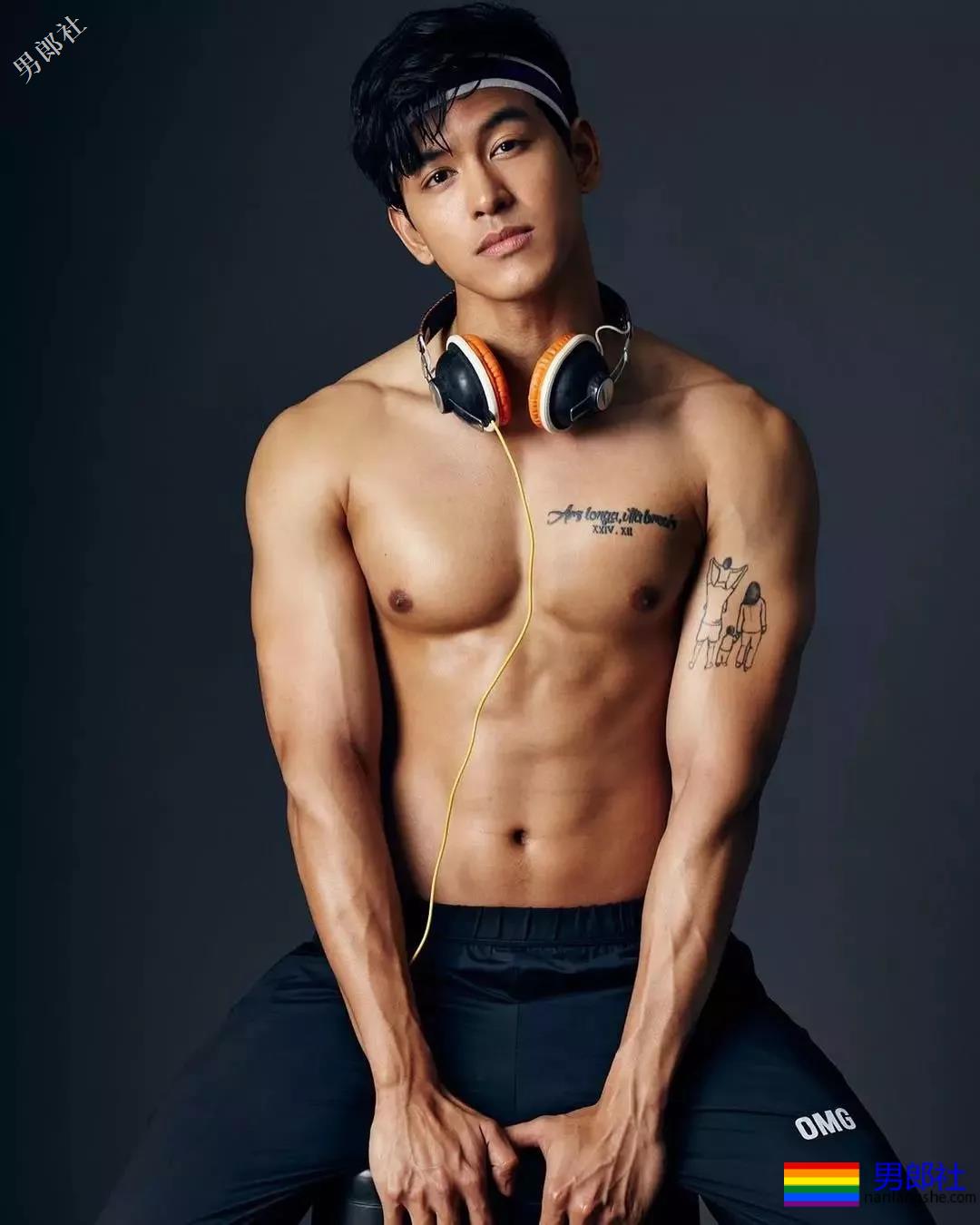 大长肌体育生小狼狗，这声老攻我先替你们叫了！ - 51虹马