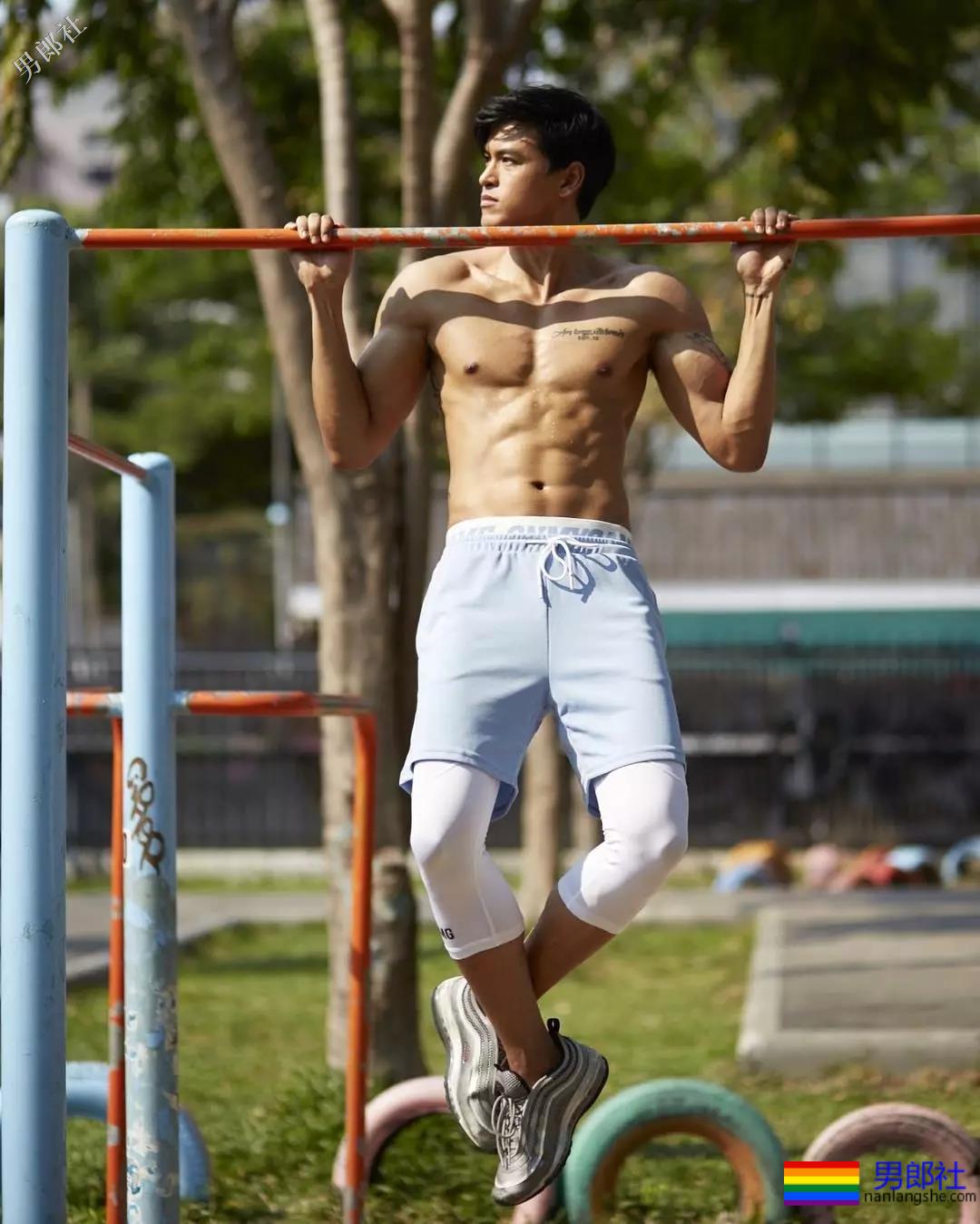 大长肌体育生小狼狗,这声老攻我先替你们叫了! - 51虹马 大长肌体育生小狼狗,这声老攻我先替你们叫了! - 51虹马