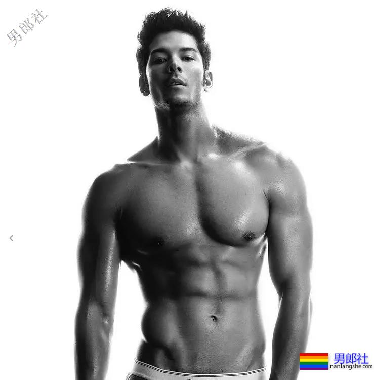 男模被批修图过猛？真相是那里歪了…… - 51虹马