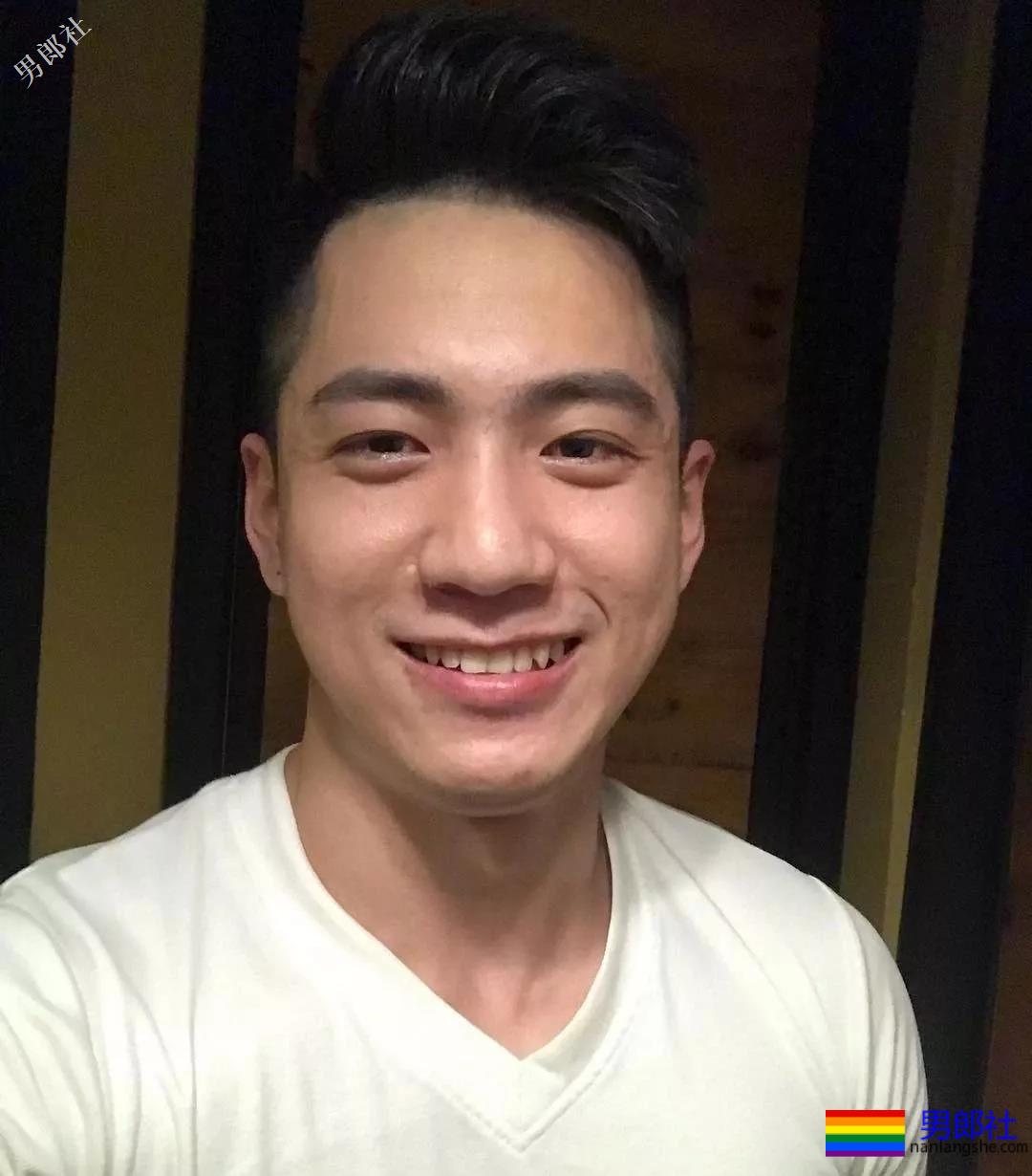 男模被批修图过猛？真相是那里歪了…… - 51虹马