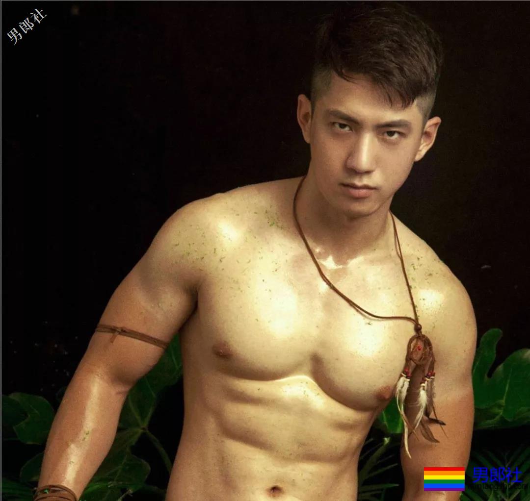 男模被批修图过猛？真相是那里歪了…… - 51虹马