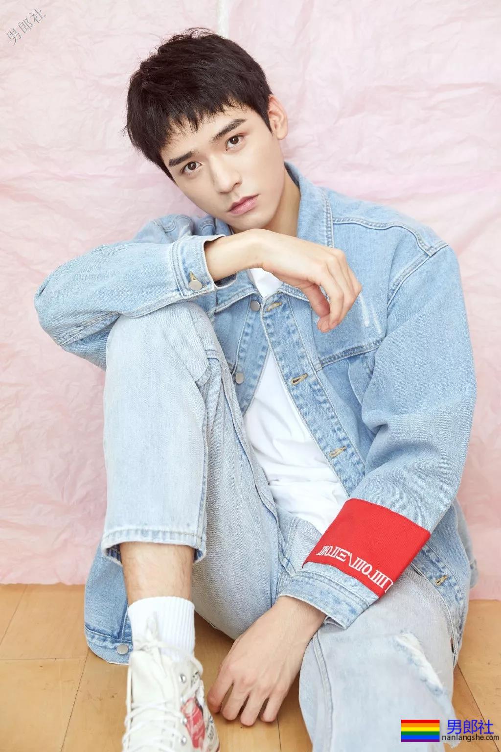 胡一天林一的结合体，与195腱子肉男模CP发糖，期待小妖精洗澡吗？ - 51虹马