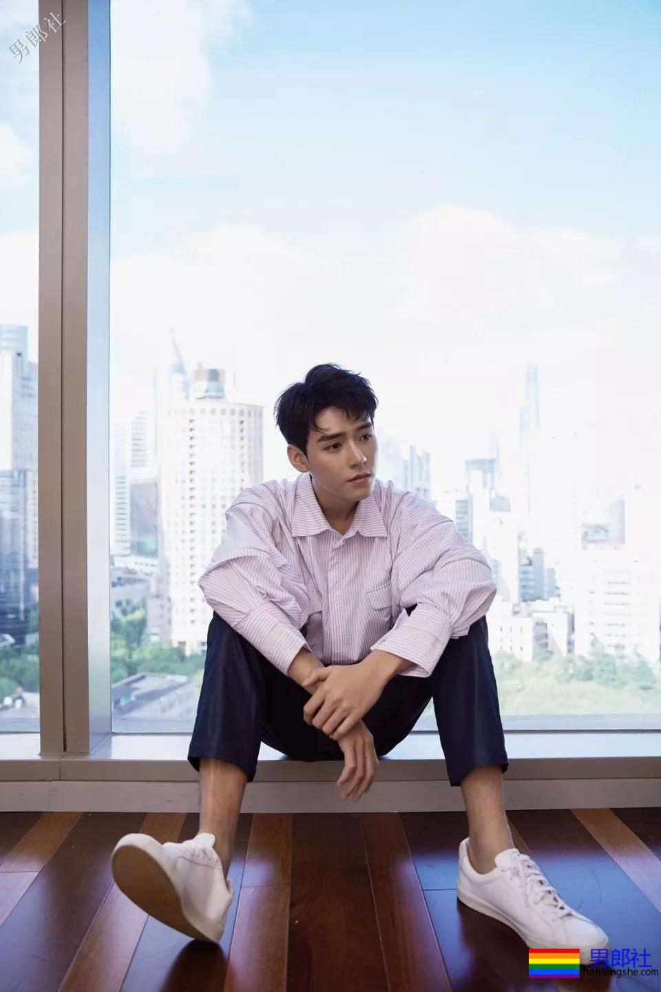 胡一天林一的结合体，与195腱子肉男模CP发糖，期待小妖精洗澡吗？ - 51虹马