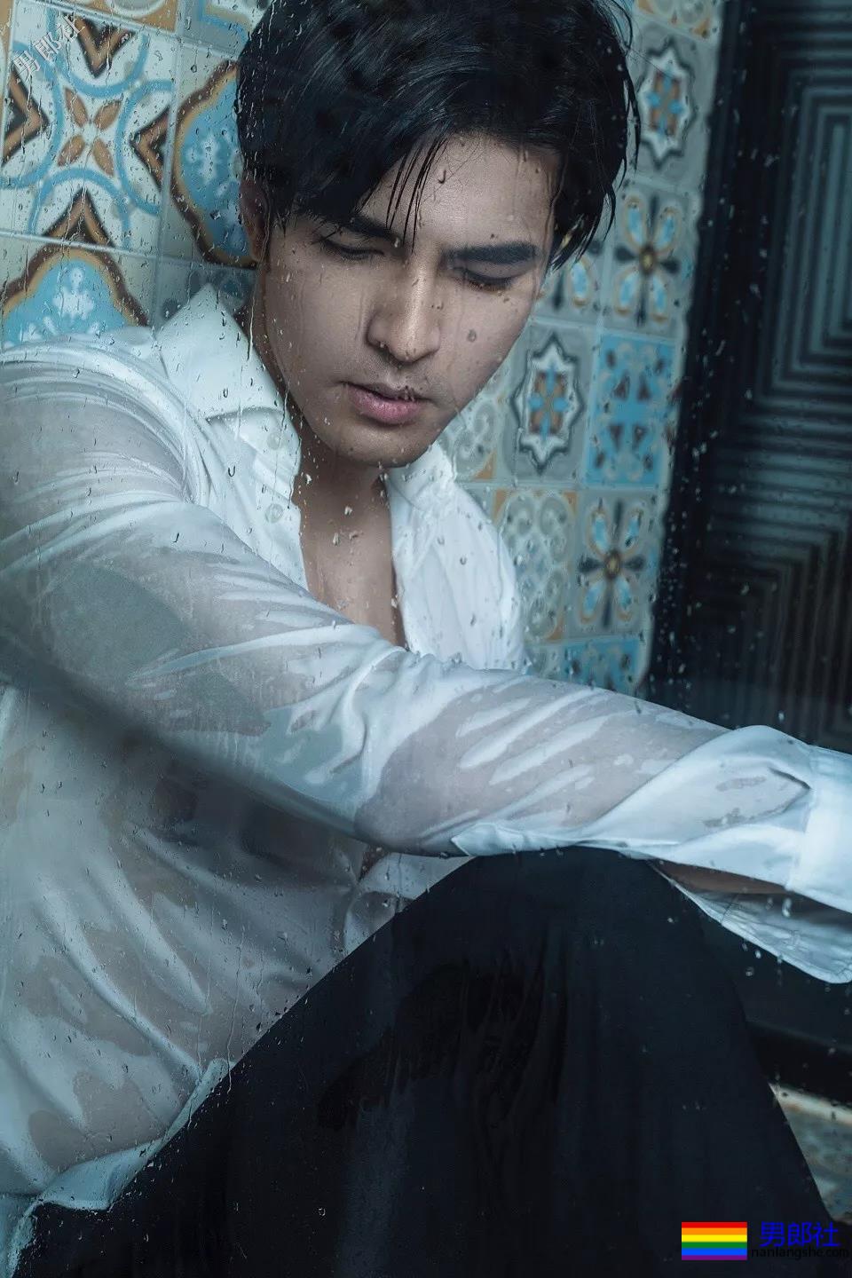 胡一天林一的结合体，与195腱子肉男模CP发糖，期待小妖精洗澡吗？ - 51虹马