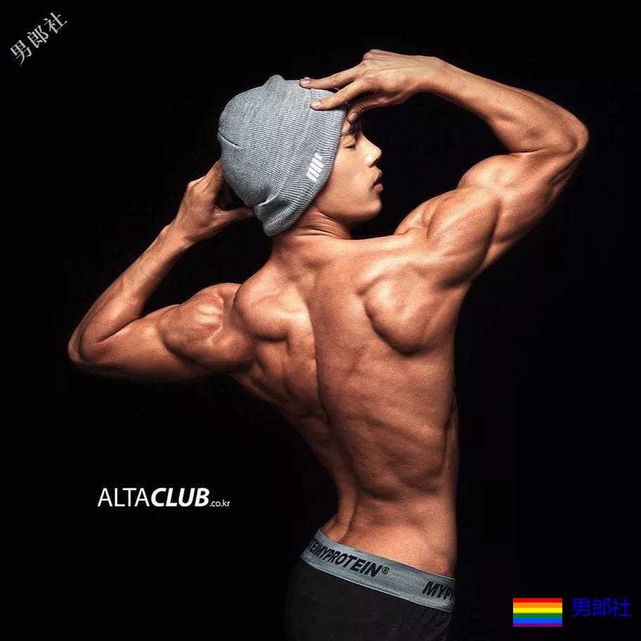 体育生的后面也这么好看？亮了！ - 51虹马