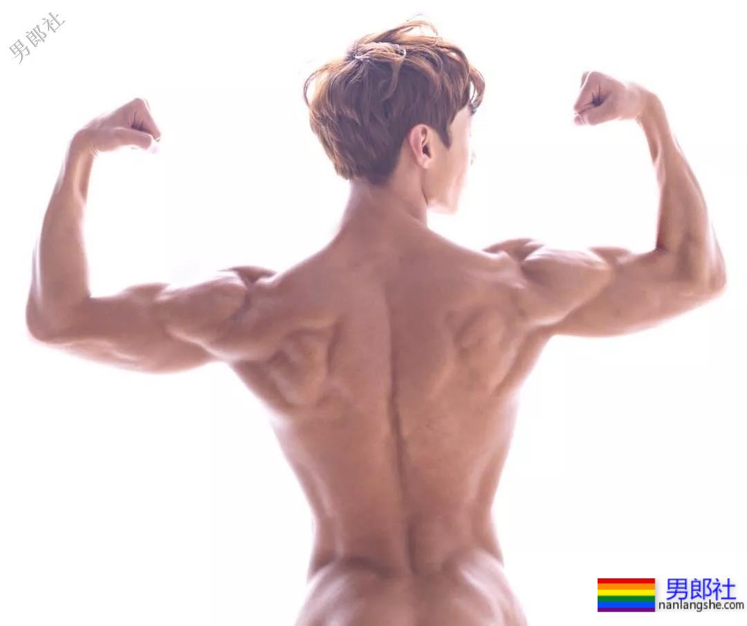 体育生的后面也这么好看？亮了！ - 51虹马