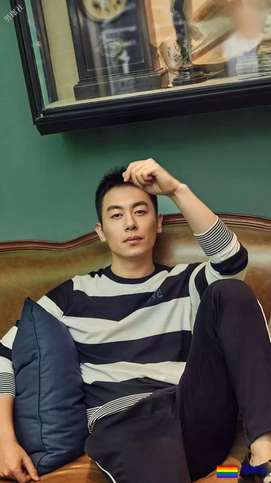 吻过陈晓黄轩的爷们硬汉，宇宙总攻荷尔蒙男神，A爆了！ - 51虹马