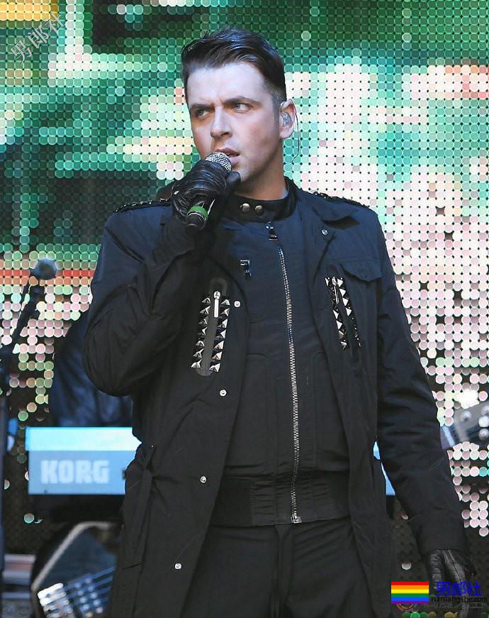 西城男孩马克与未婚夫即将初为人父 - 51虹马