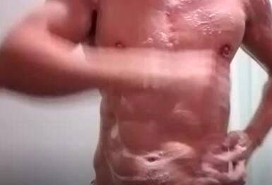 肌肉帅警浴室洗澡秀肌肉！-51虹马