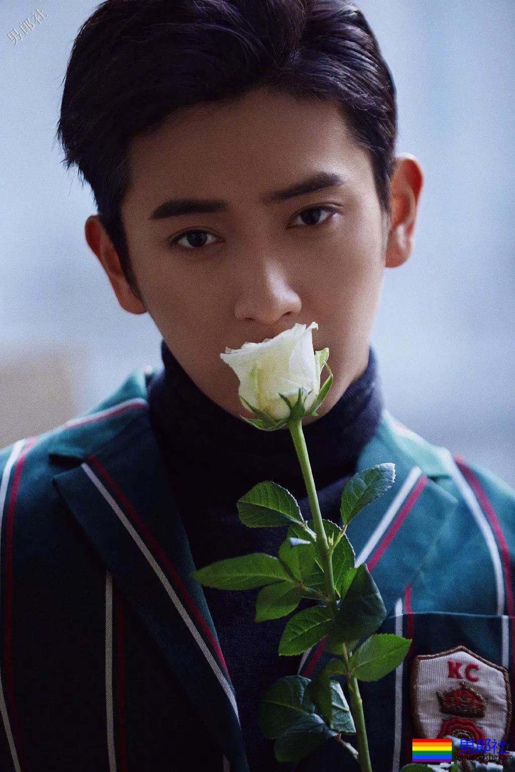 刘昊然新剧解锁新造型,豪华阵容中竟有这么多高颜好肉的小鲜肉! - 51虹马 刘昊然新剧解锁新造型,豪华阵容中竟有这么多高颜好肉的小鲜肉! - 51虹马