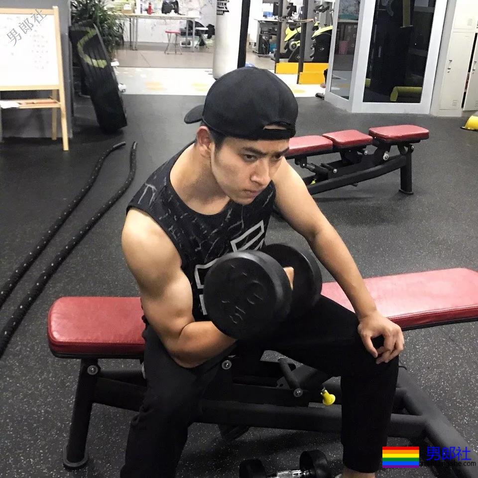 刘昊然新剧解锁新造型,豪华阵容中竟有这么多高颜好肉的小鲜肉! - 51虹马 刘昊然新剧解锁新造型,豪华阵容中竟有这么多高颜好肉的小鲜肉! - 51虹马