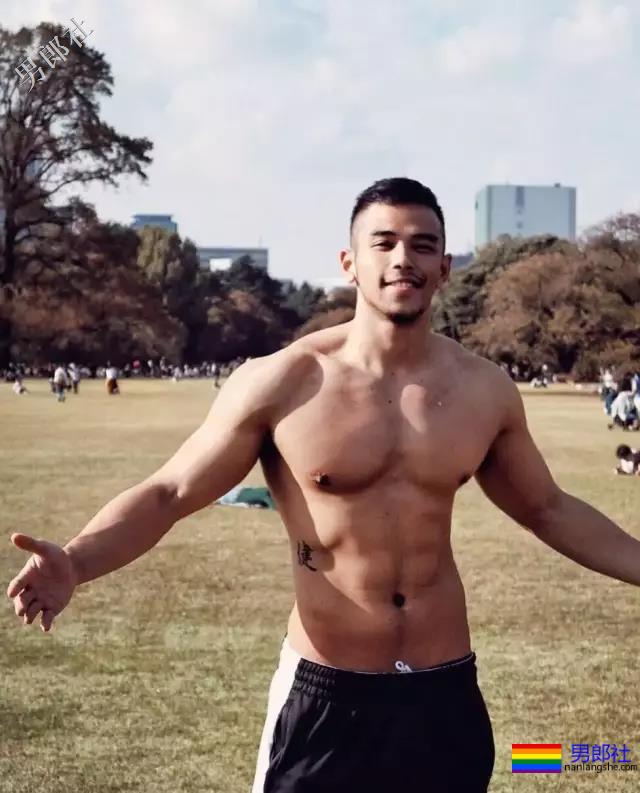 名媛出镜蔡依林MV，火了之后被扒当过男优 - 51虹马