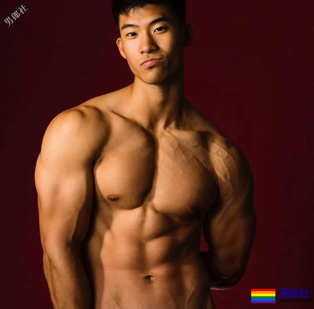 22岁筋肉大z.体育生初夜拍片！-51虹马