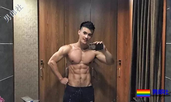 湖南大学肌肉学霸，练就胸肌腹肌人鱼线 - 51虹马