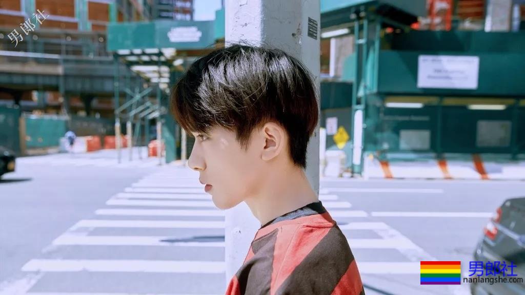 易烊千玺《少年的你》被虐惨,你戒得掉这狂野少年的气息吗? - 51虹马 易烊千玺《少年的你》被虐惨,你戒得掉这狂野少年的气息吗? - 51虹马