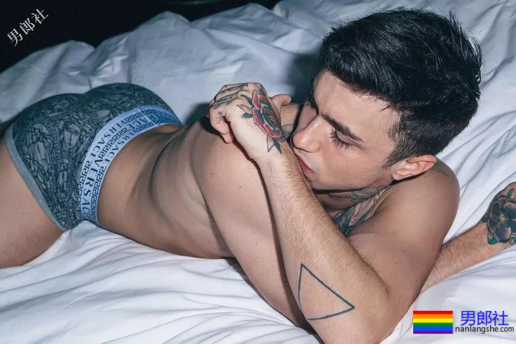 走出他房间后菊花隐隐作痛！-51虹马