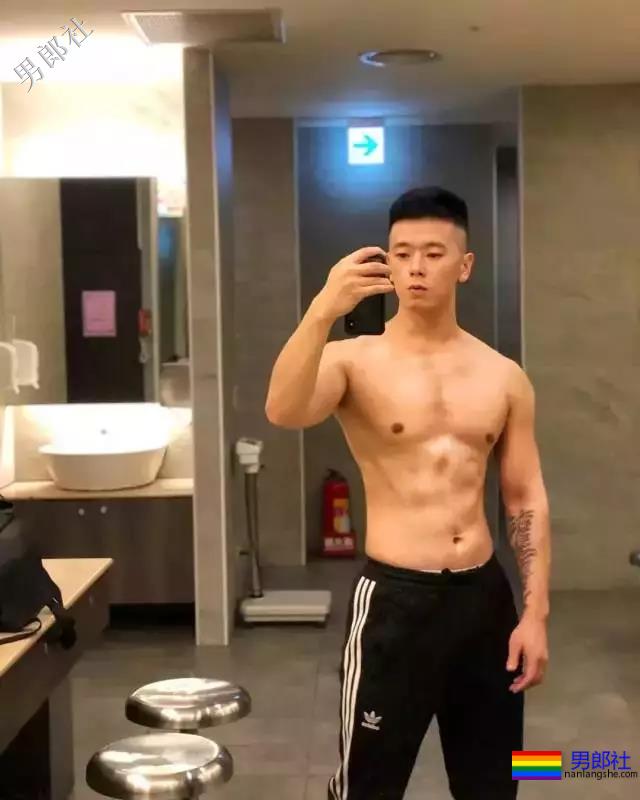 32位肌肉名媛出镜蔡依林MV,私下竟然还有拍片野郎! - 51虹马 32位肌肉名媛出镜蔡依林MV,私下竟然还有拍片野郎! - 51虹马