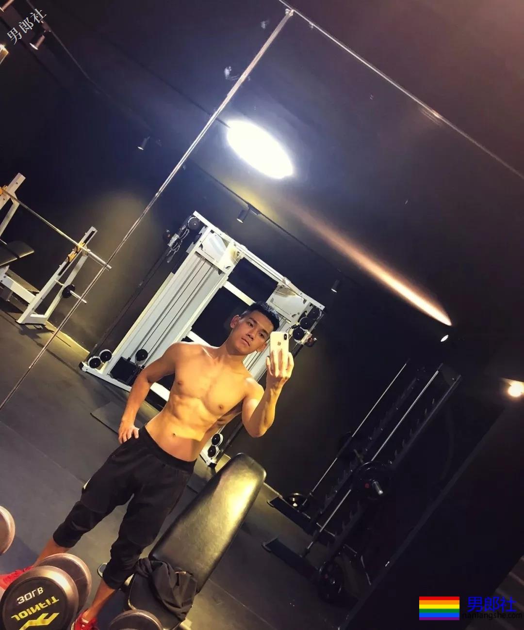 这对当红同志情侣，分手后复合了？！ - 51虹马