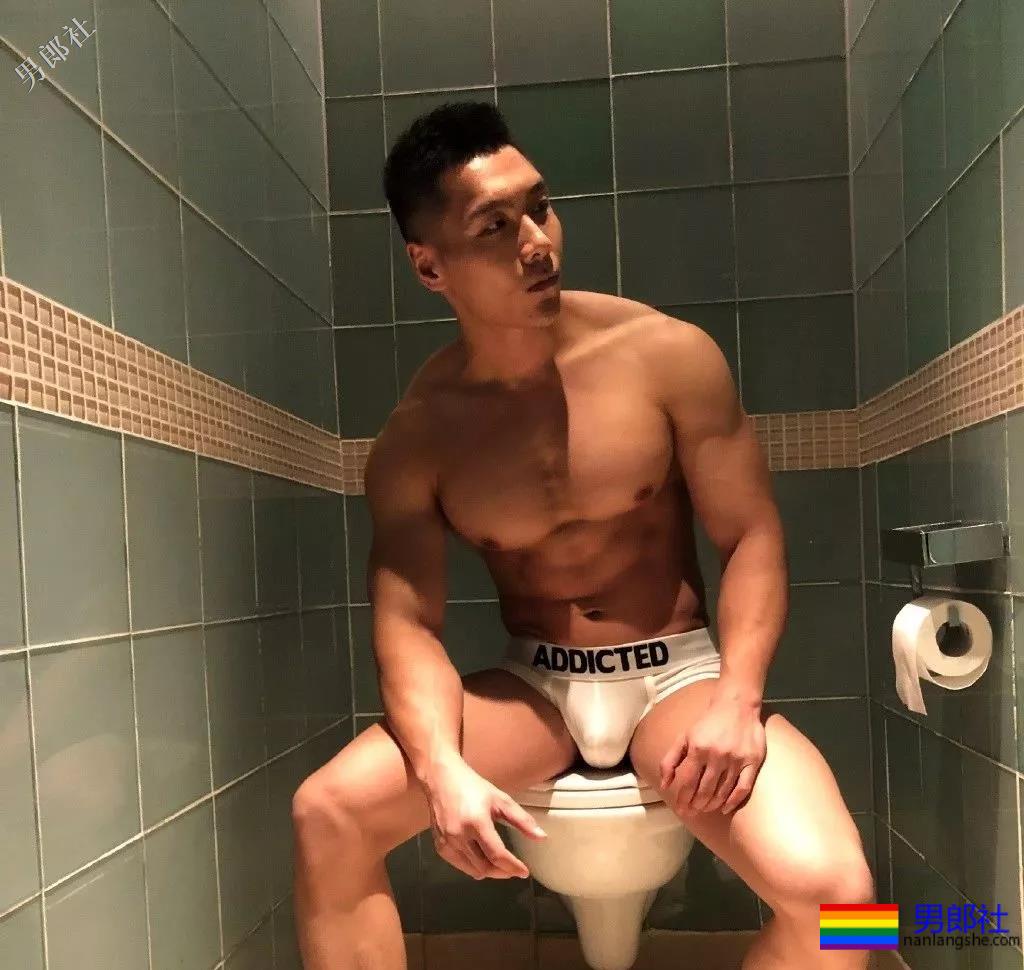 这对当红同志情侣，分手后复合了？！ - 51虹马