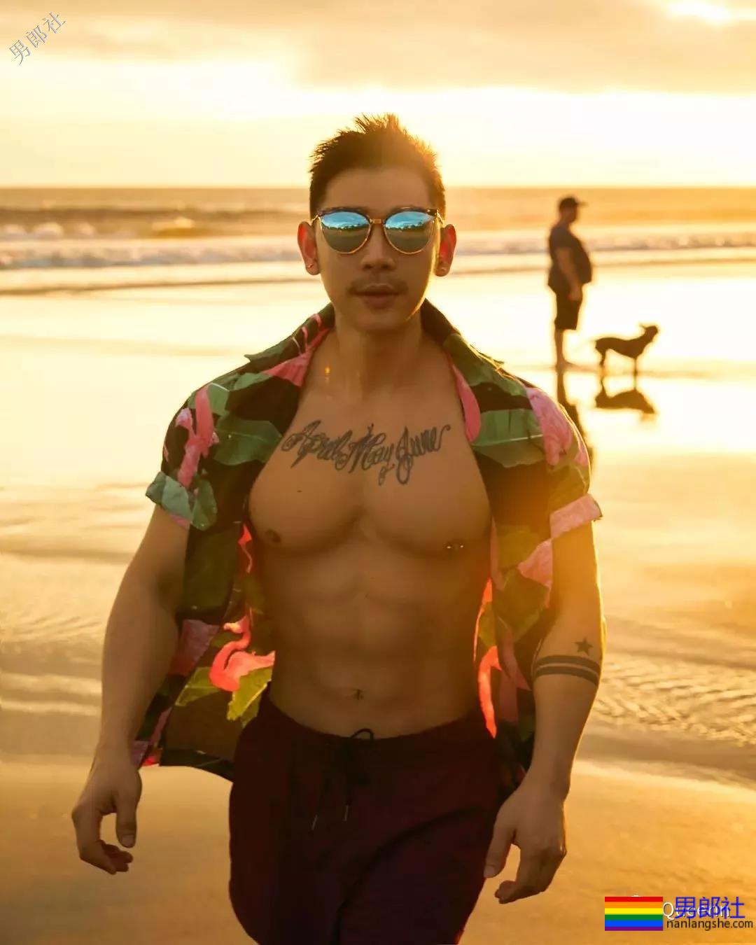 AWSL，邓涵洧请收下我的可以！ - 51虹马