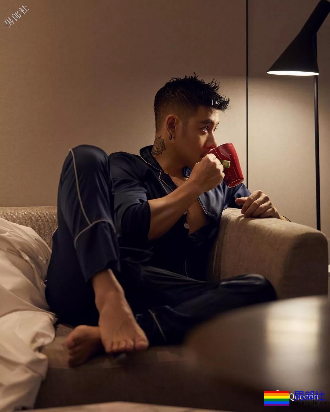 AWSL，邓涵洧请收下我的可以！ - 51虹马