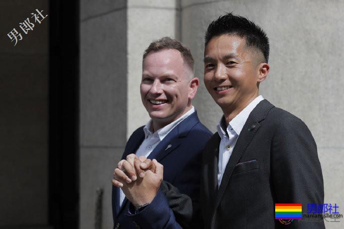 香港终院裁定公务员同性伴侣可享婚姻福利 - 51虹马