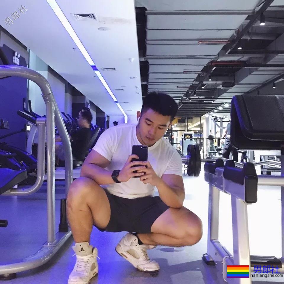 超A大胸肌网红博主,鲜美肉壮身材big腿肌,太养眼了吧~ - 51虹马 超A大胸肌网红博主,鲜美肉壮身材big腿肌,太养眼了吧~ - 51虹马