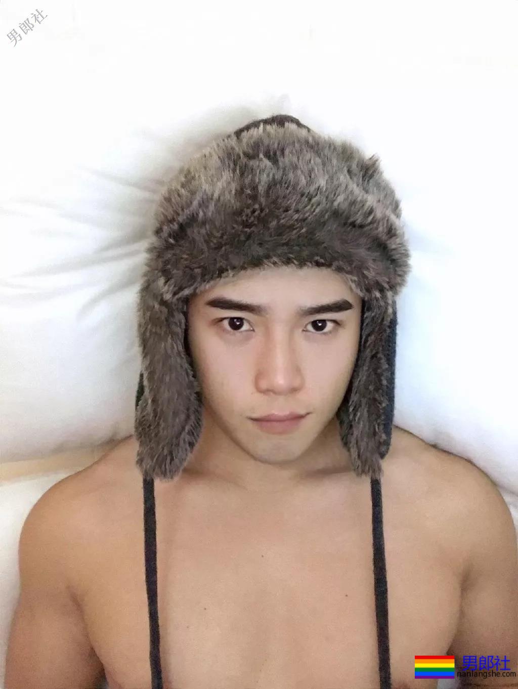 超A大胸肌网红博主,鲜美肉壮身材big腿肌,太养眼了吧~ - 51虹马 超A大胸肌网红博主,鲜美肉壮身材big腿肌,太养眼了吧~ - 51虹马